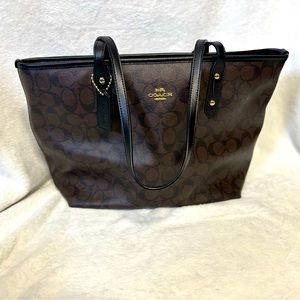Dark Brown COACH Shoulder Bag